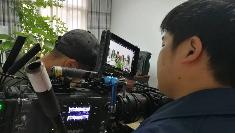 剧本杀式体验：淄博广告片拍摄公司构建沉浸式消费决策路径
